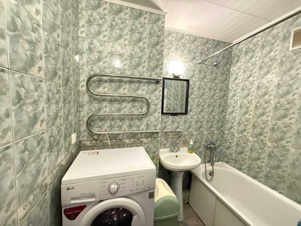 Продажа 3-комнатной квартиры 62 м², Березняковская ул., 38