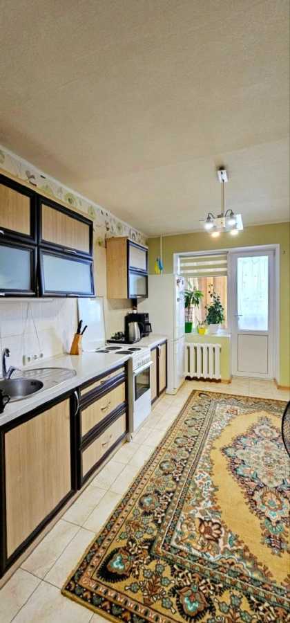 Продажа 2-комнатной квартиры 61.5 м², Харьковская, 63