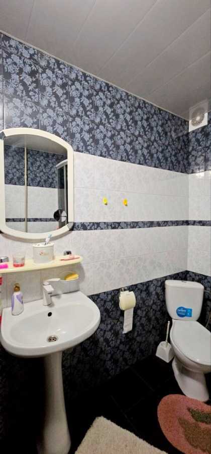 Продажа 2-комнатной квартиры 61.5 м², Харьковская, 63