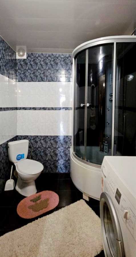 Продажа 2-комнатной квартиры 61.5 м², Харьковская, 63