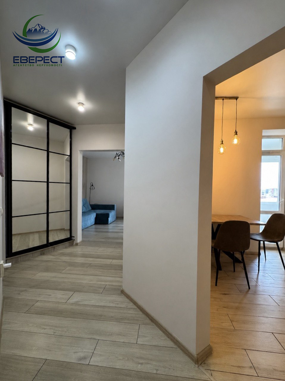 Продаж 1-кімнатної квартири 42 м², Зачепи вул., 16