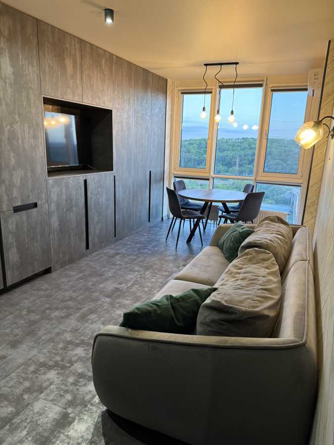 Аренда 1-комнатной квартиры 53 м², Михаила Бойчука ул., 41Б