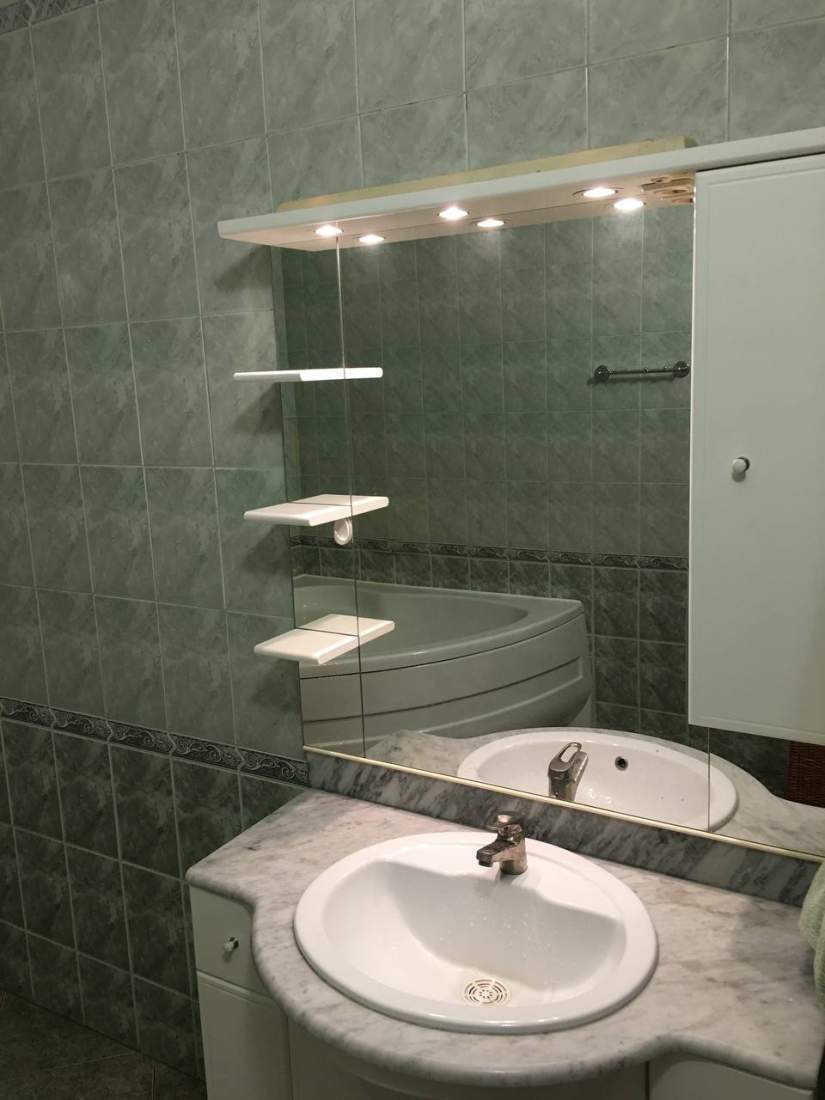 Продажа 3-комнатной квартиры 149.4 м², Героев Сталинграда просп., 22