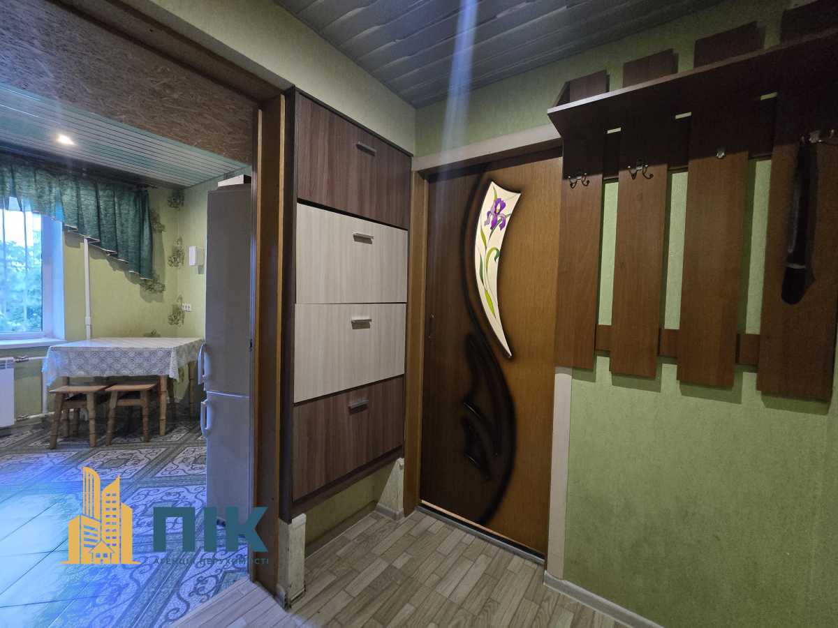 Продажа 1-комнатной квартиры 30.5 м², Иорданская ул., 4