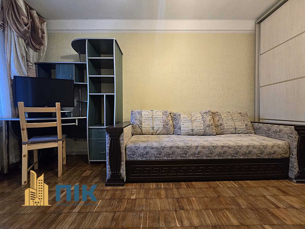 Продажа 1-комнатной квартиры 30.5 м², Иорданская ул., 4