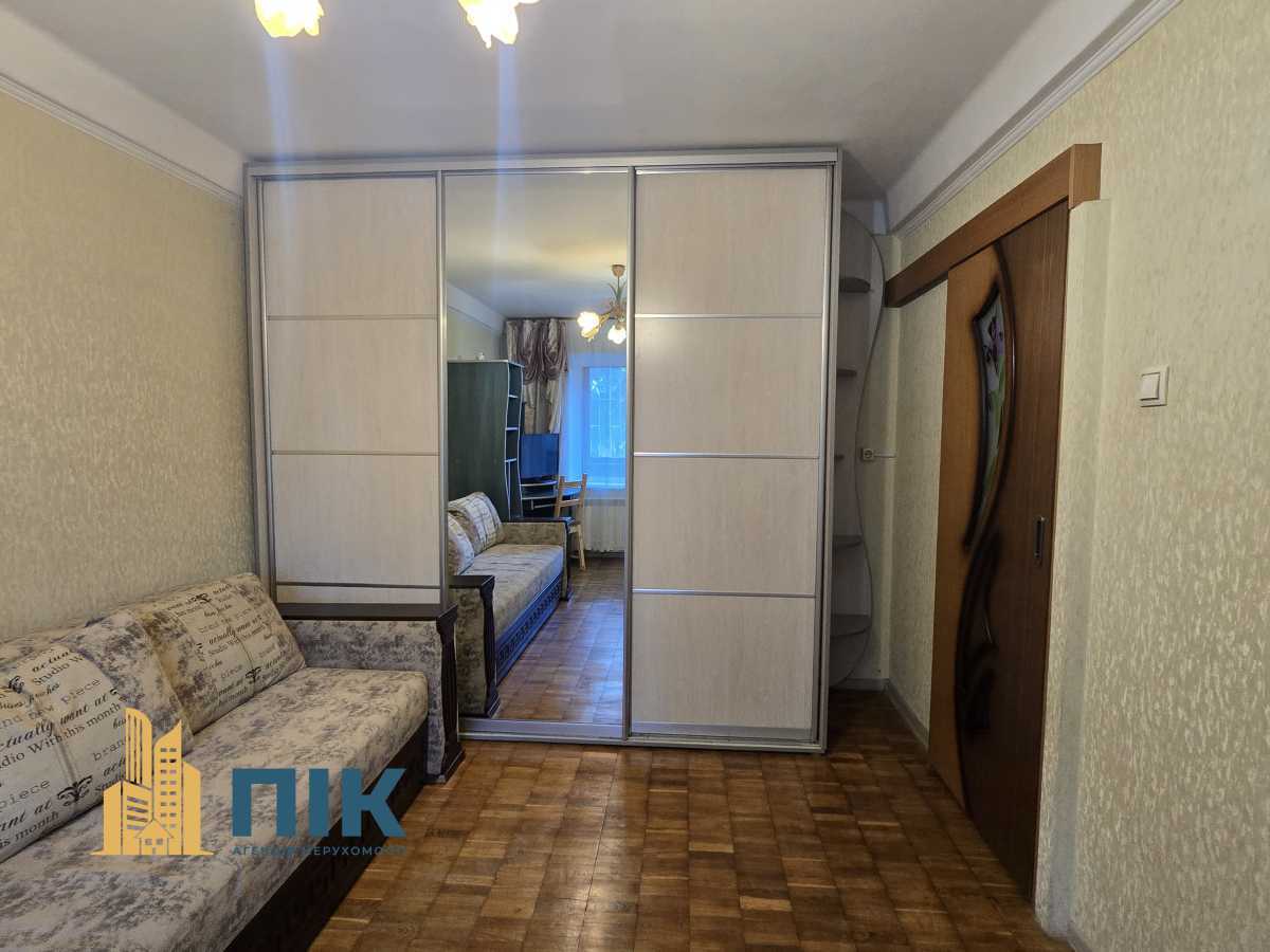 Продажа 1-комнатной квартиры 30.5 м², Иорданская ул., 4