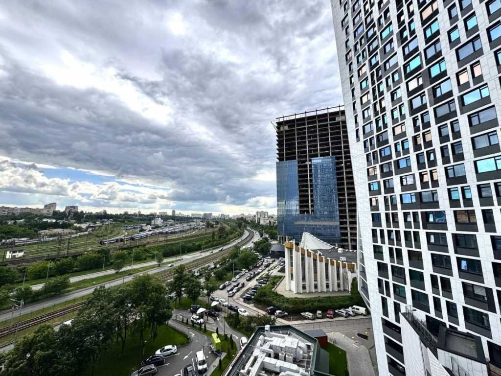 Продажа 1-комнатной квартиры 52.8 м², Берестейський, 11