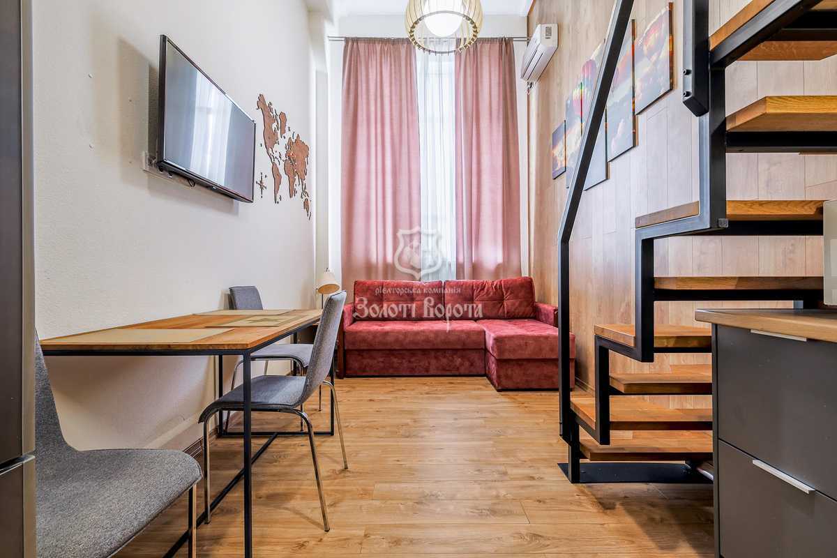 Продаж 1-кімнатної квартири 31.9 м², Машинобудівна вул., 41