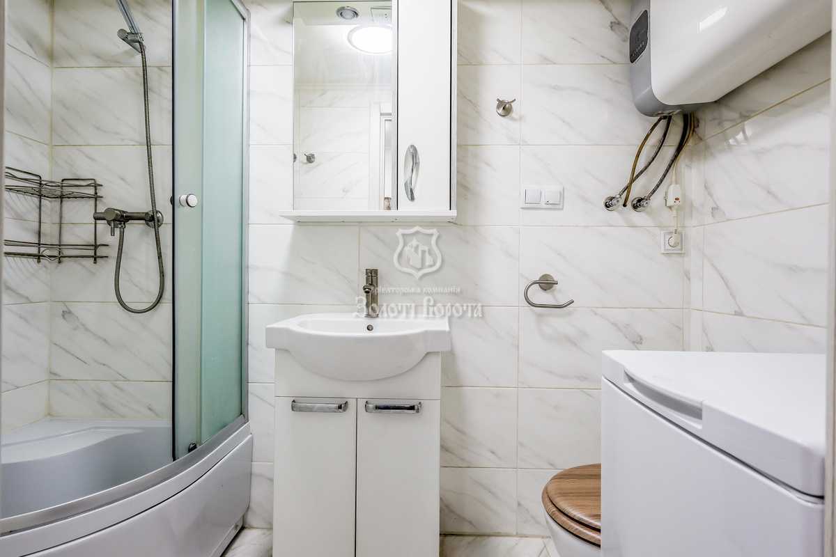 Продаж 1-кімнатної квартири 31.9 м², Машинобудівна вул., 41