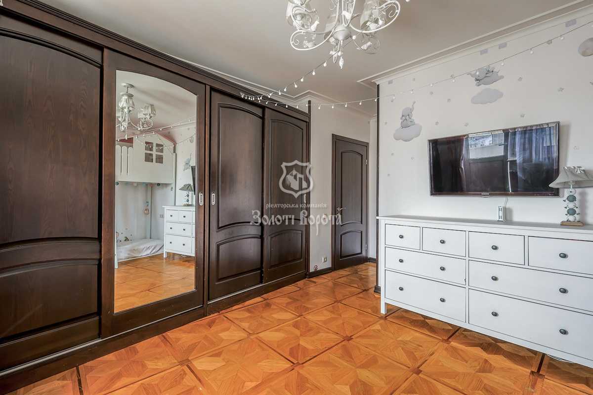 Продажа 3-комнатной квартиры 123.3 м², Петра Григоренко просп., 23