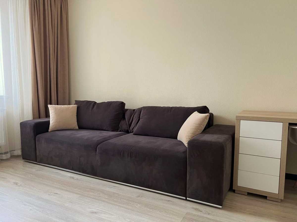 Продажа 1-комнатной квартиры 43 м², Боголюбова ул., 25