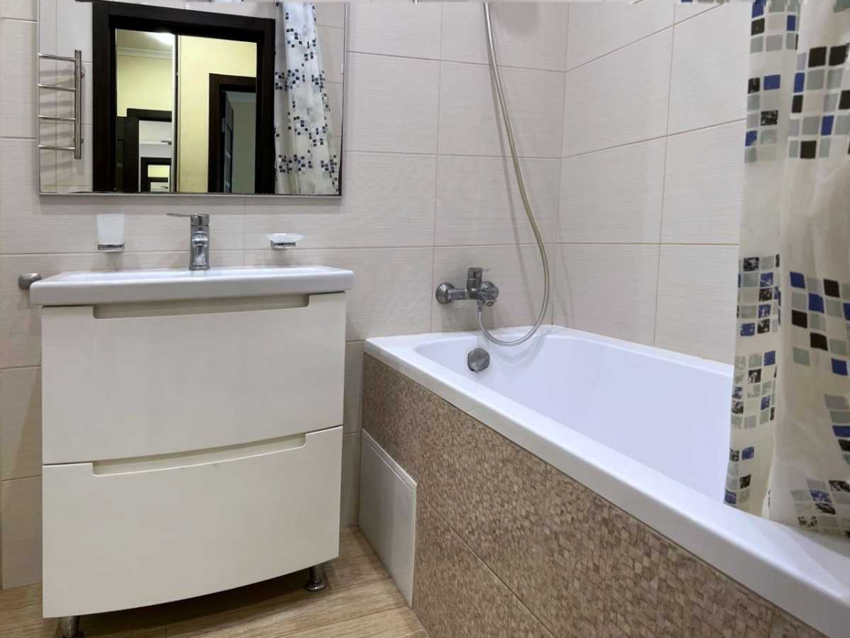 Продажа 1-комнатной квартиры 43 м², Боголюбова ул., 25