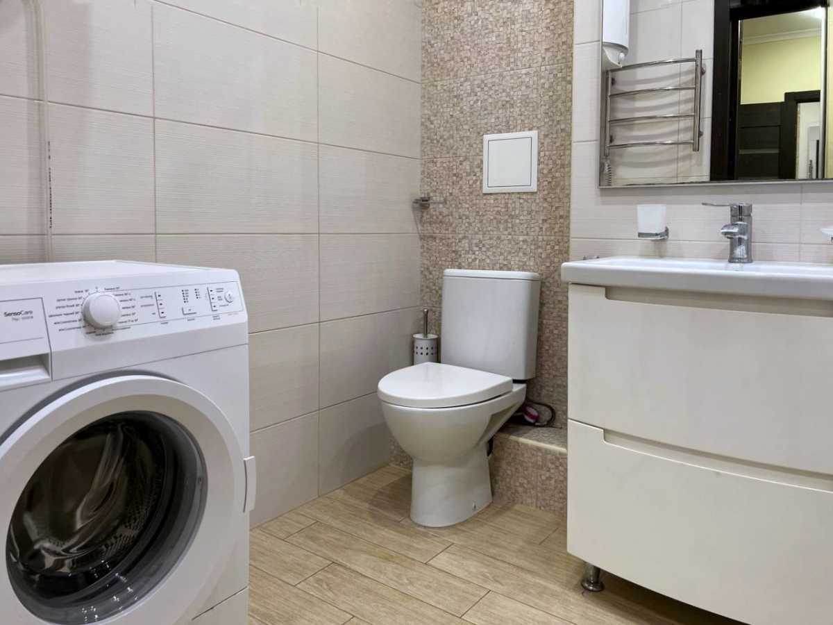 Продажа 1-комнатной квартиры 43 м², Боголюбова ул., 25