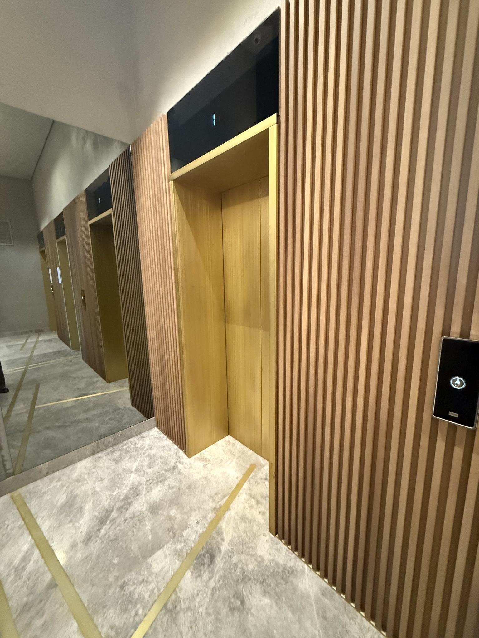 Продажа 1-комнатной квартиры 53 м², Французский бул.