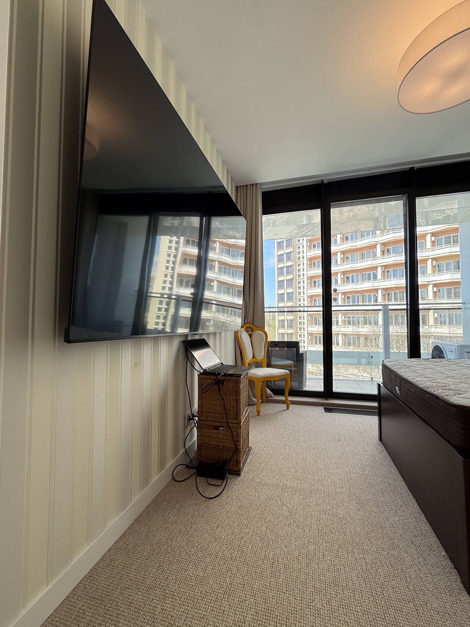 Продажа 1-комнатной квартиры 53 м², Французский бул.