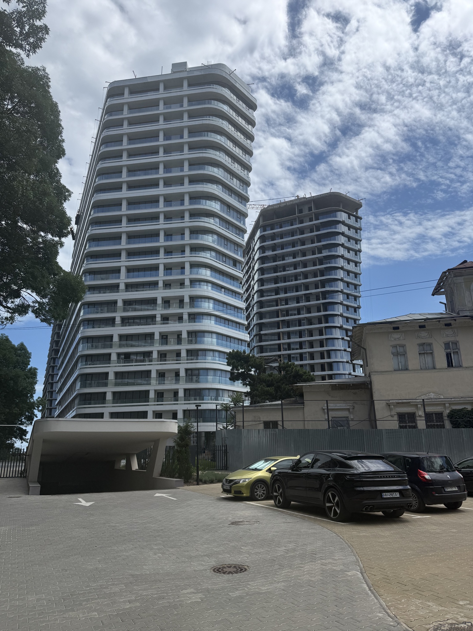 Продажа 1-комнатной квартиры 53 м², Французский бул.