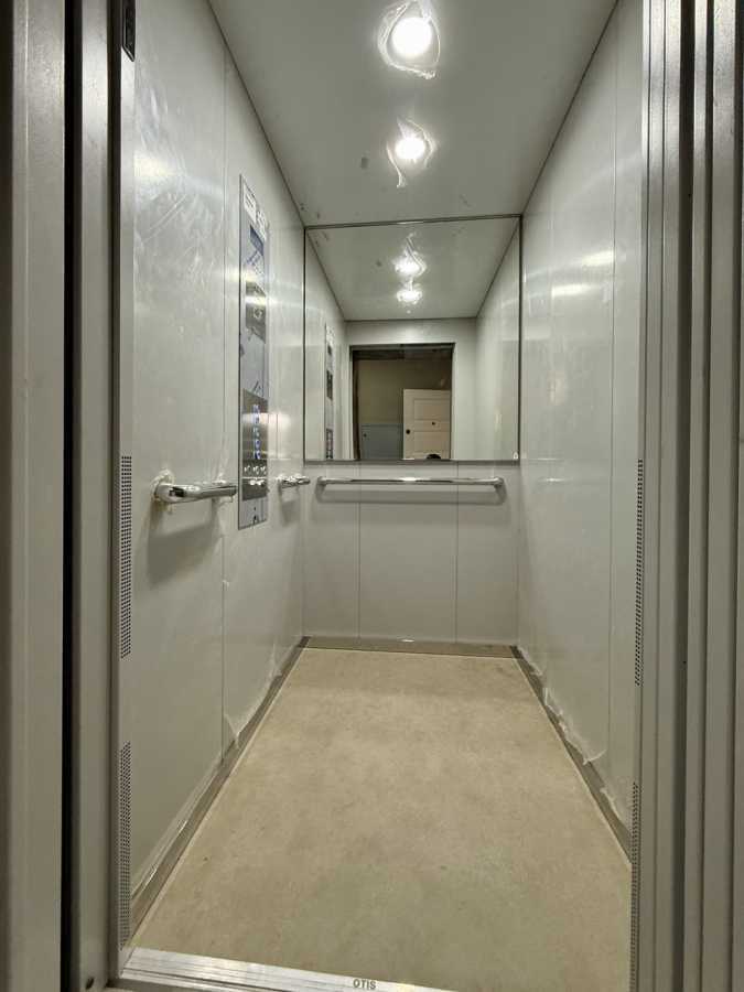 Продажа 1-комнатной квартиры 31 м², Институтская ул., 5