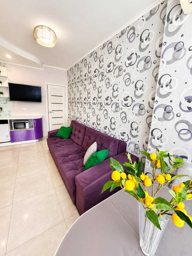 Продажа 2-комнатной квартиры 63.2 м², Практичная ул., 6