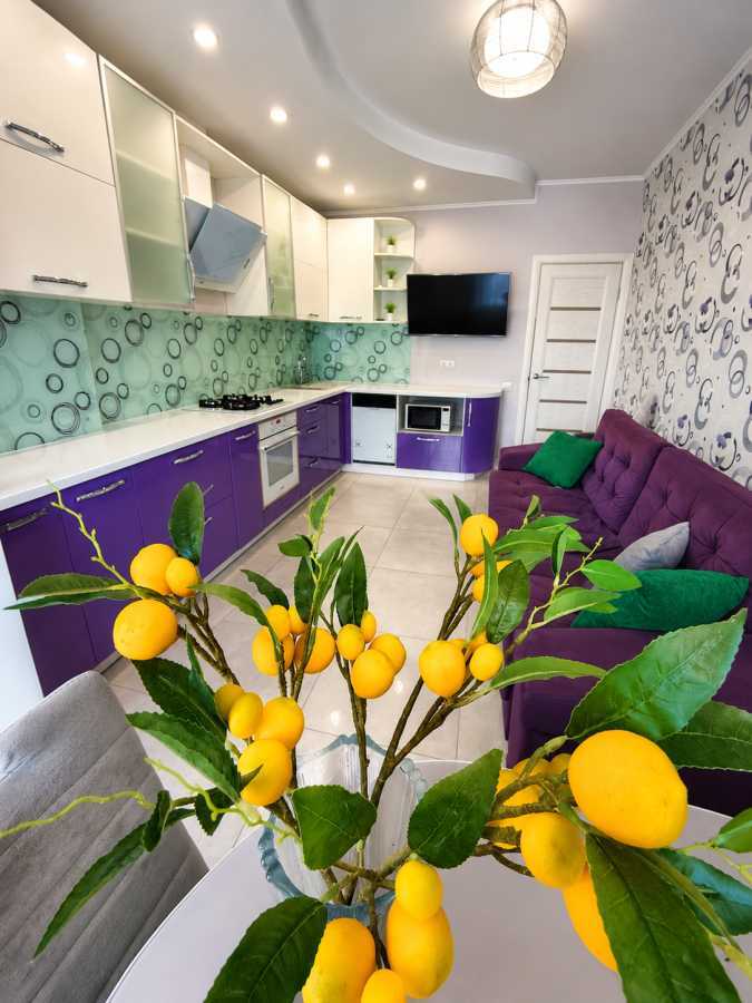 Продажа 2-комнатной квартиры 63.2 м², Практичная ул., 6