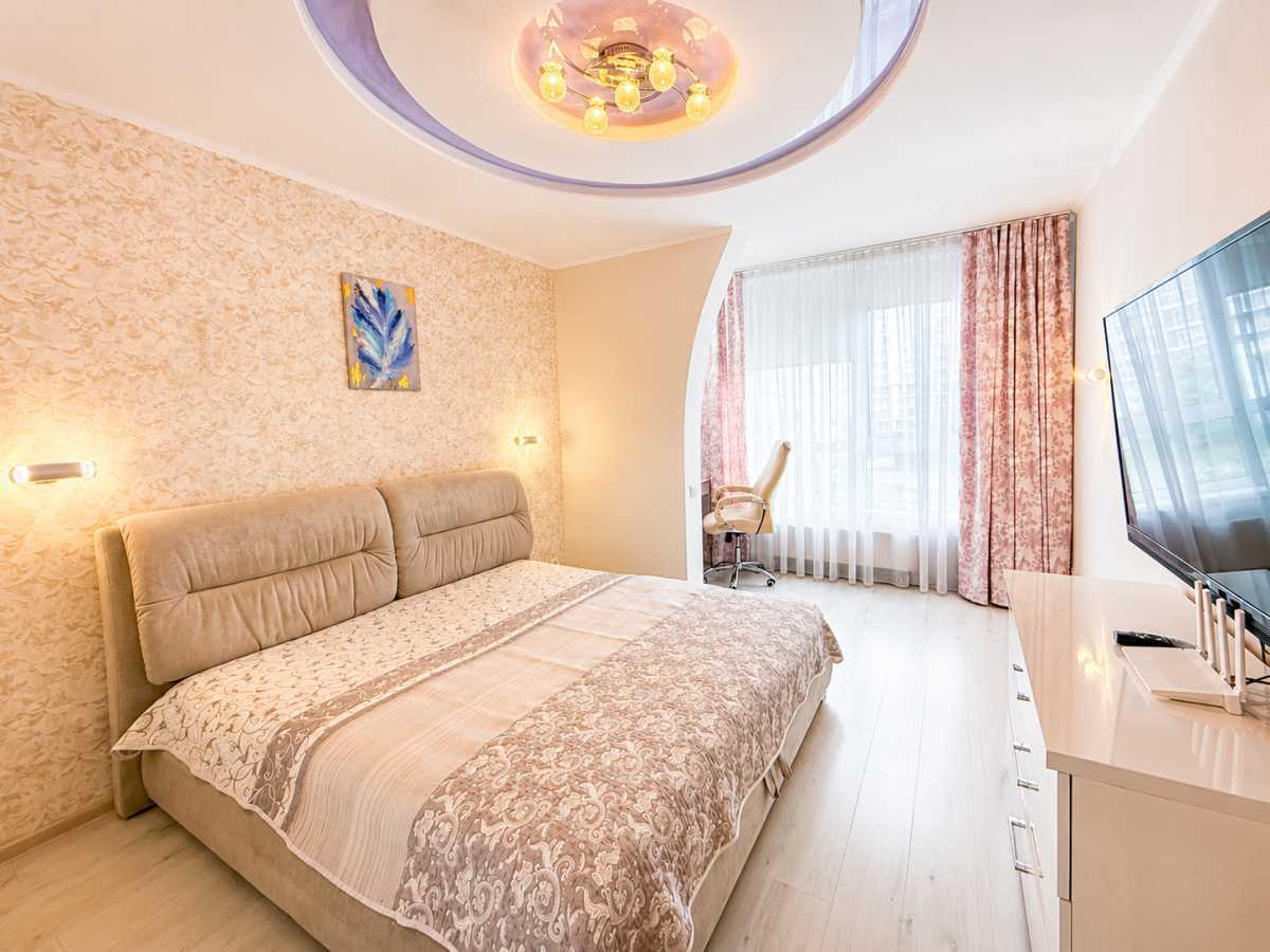 Продажа 2-комнатной квартиры 63.2 м², Практичная ул., 6
