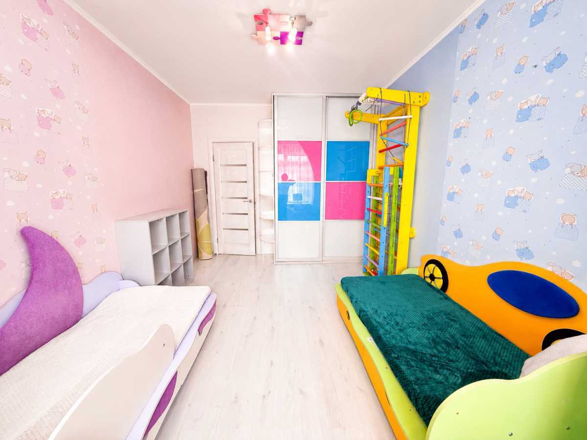 Продажа 2-комнатной квартиры 63.2 м², Практичная ул., 6