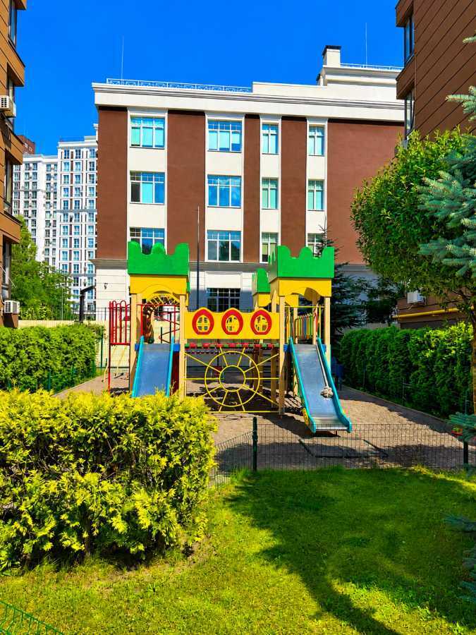 Продажа 2-комнатной квартиры 63.2 м², Практичная ул., 6