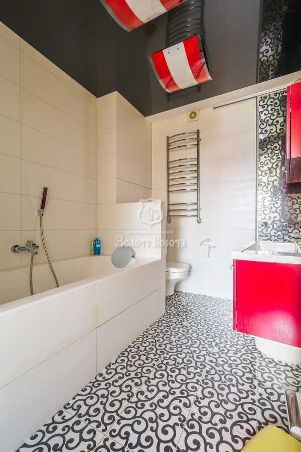 Продажа 3-комнатной квартиры 113.1 м², Урловская ул., 11А