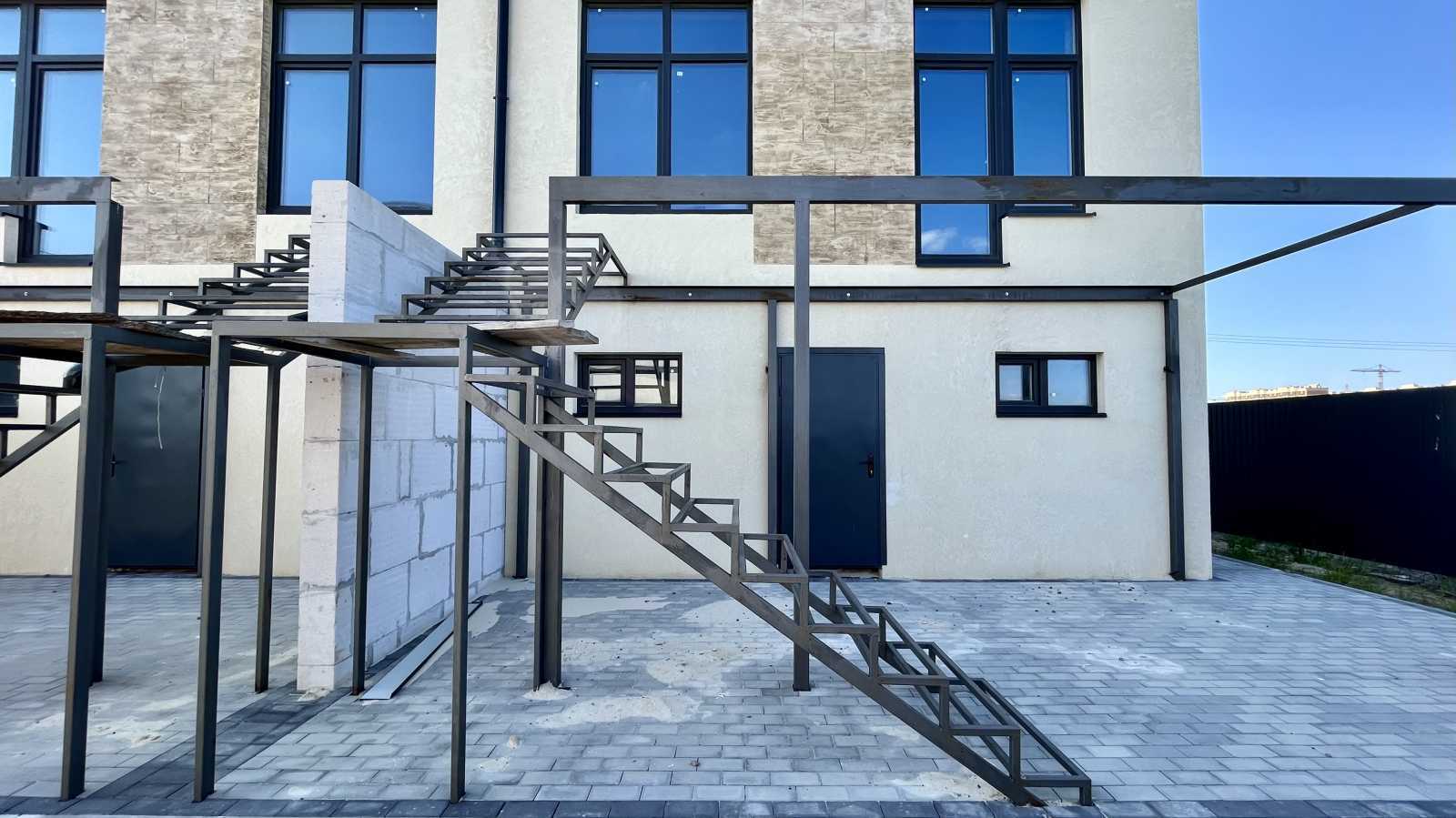 Продажа дома 175 м², Молодіжна, 24