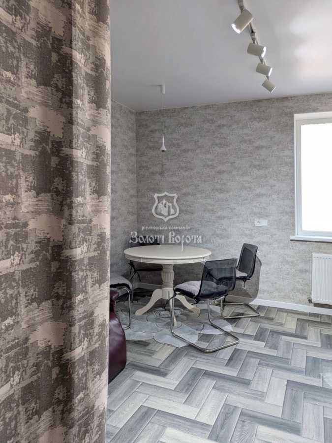 Продажа 2-комнатной квартиры 70.6 м², Сімейна, 3