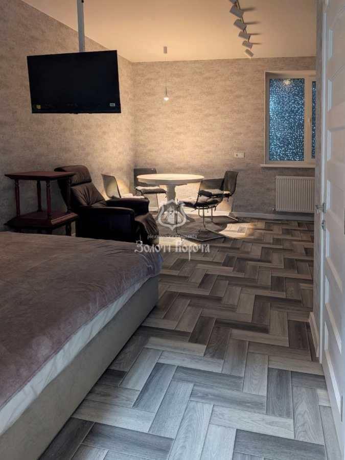 Продажа 2-комнатной квартиры 70.6 м², Сімейна, 3