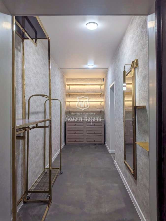 Продажа 2-комнатной квартиры 70.6 м², Сімейна, 3