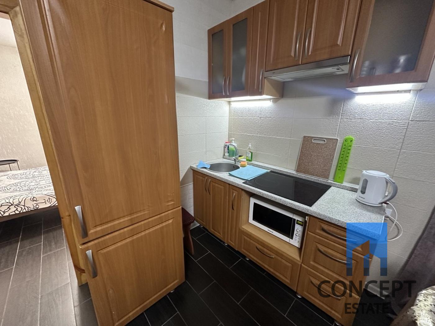 Оренда будинку 120 м², Столярна вул.