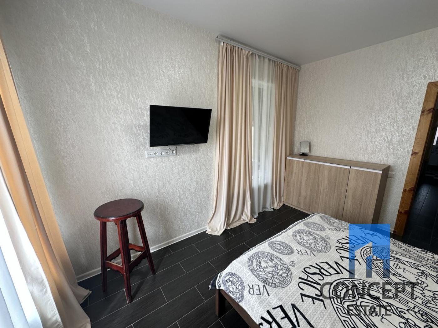 Оренда будинку 120 м², Столярна вул.