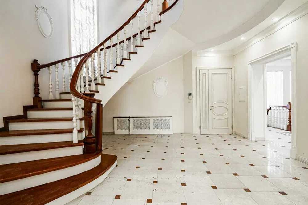 Продажа дома 655 м², рівненська, 13