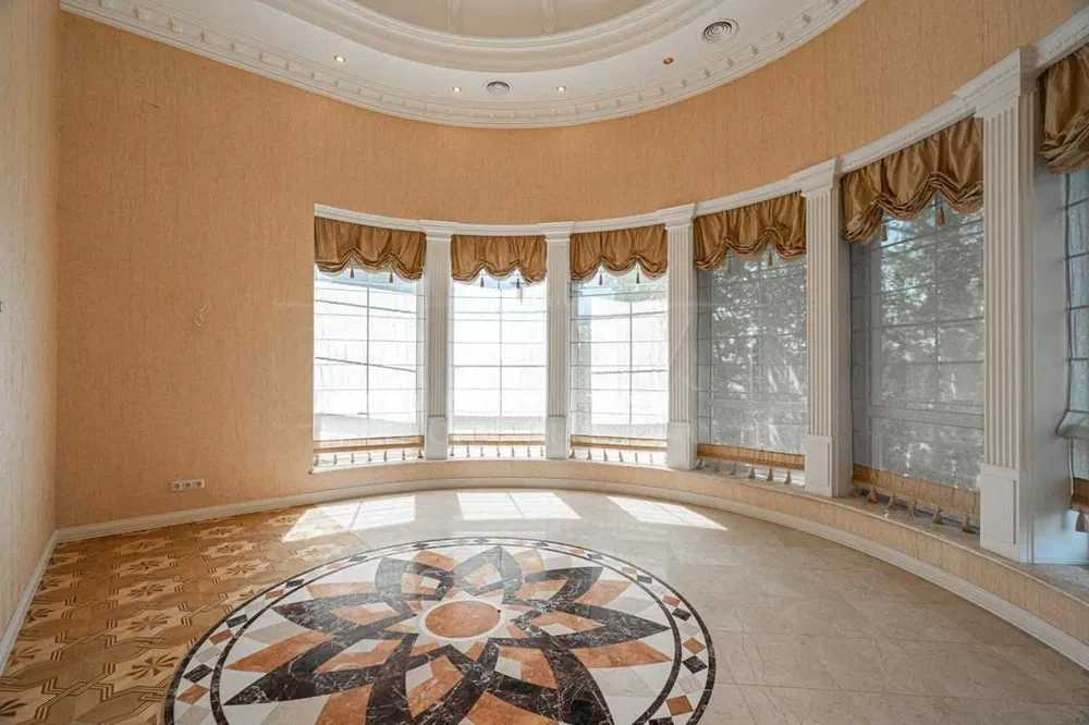 Продажа дома 655 м², рівненська, 13