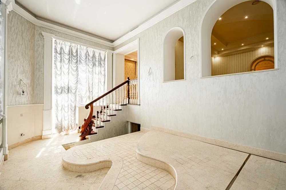 Продажа дома 655 м², рівненська, 13