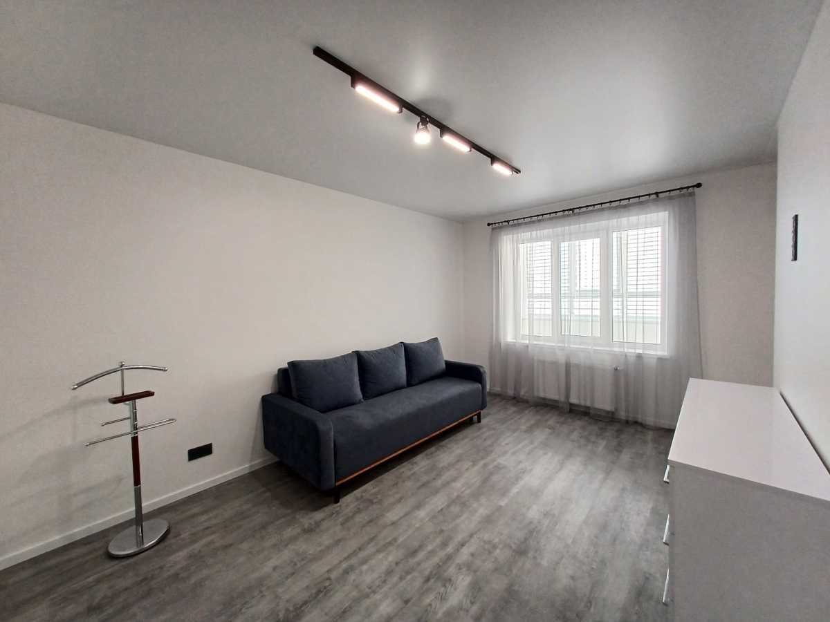Аренда 1-комнатной квартиры 55 м², Академика Глушкова просп., 101
