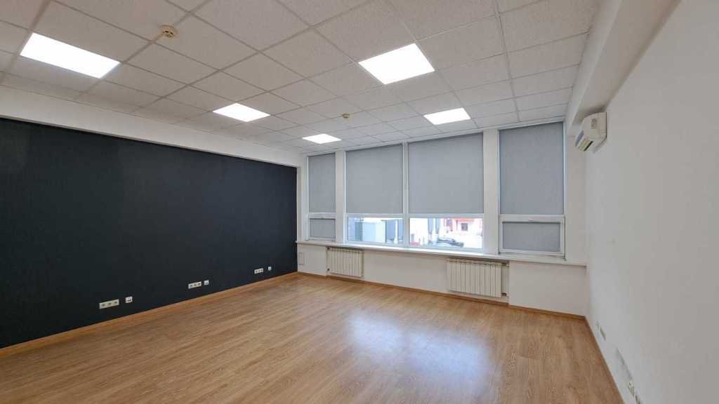 Аренда офиса 33 м², Евгения Сверстюка ул., 11Б