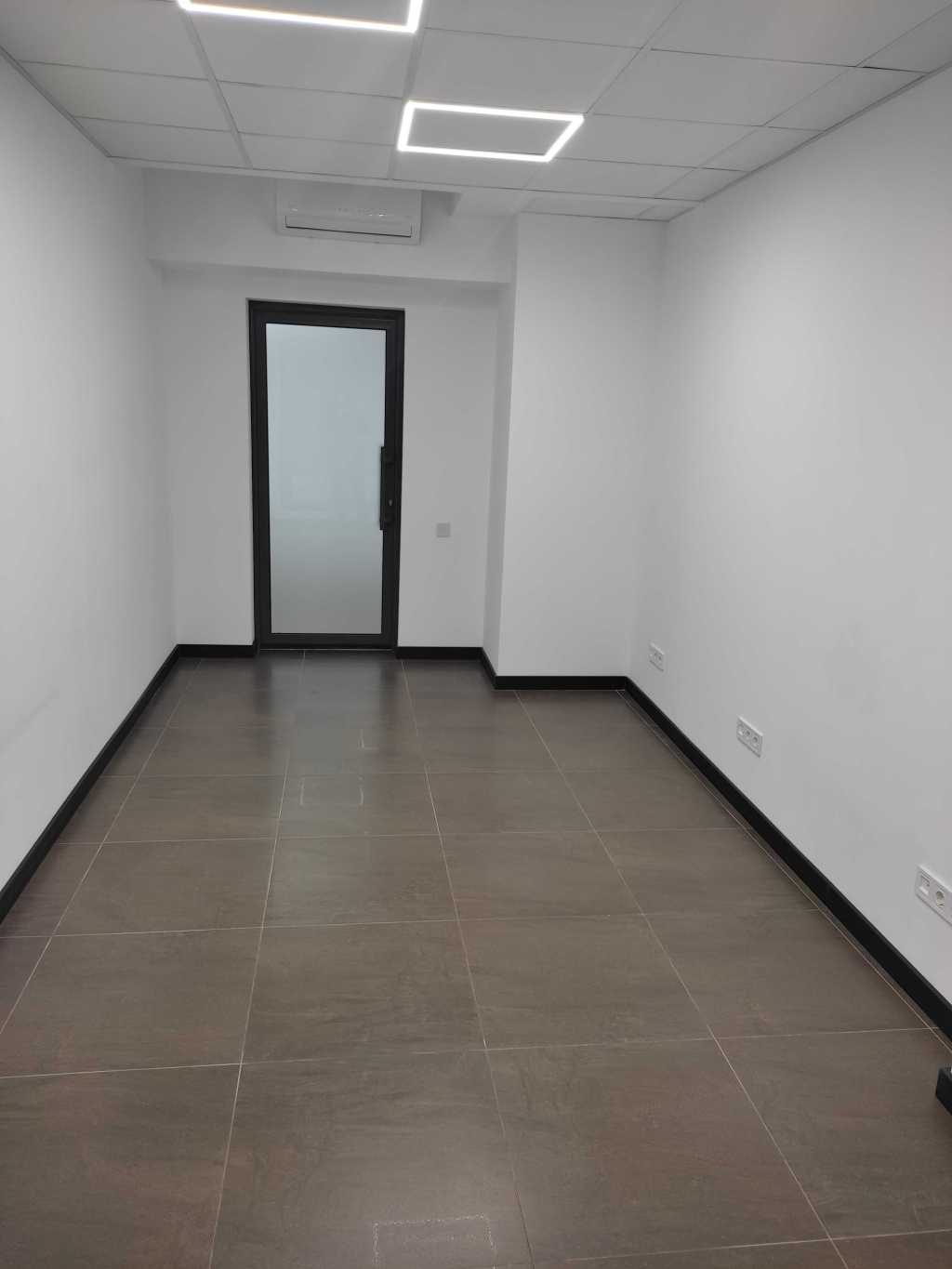 Аренда офиса 16 м², Евгения Сверстюка ул., 11