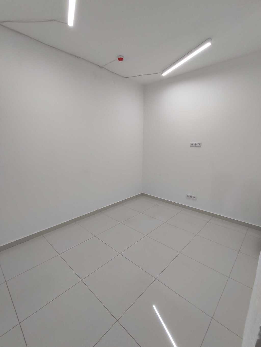 Аренда офиса 11 м², Евгения Сверстюка ул., 11