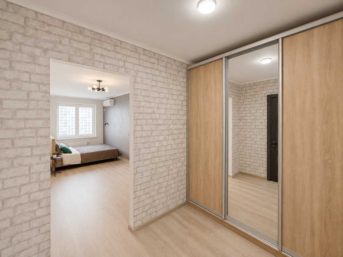 Продажа 1-комнатной квартиры 37 м², Академика Глушкова просп., 1