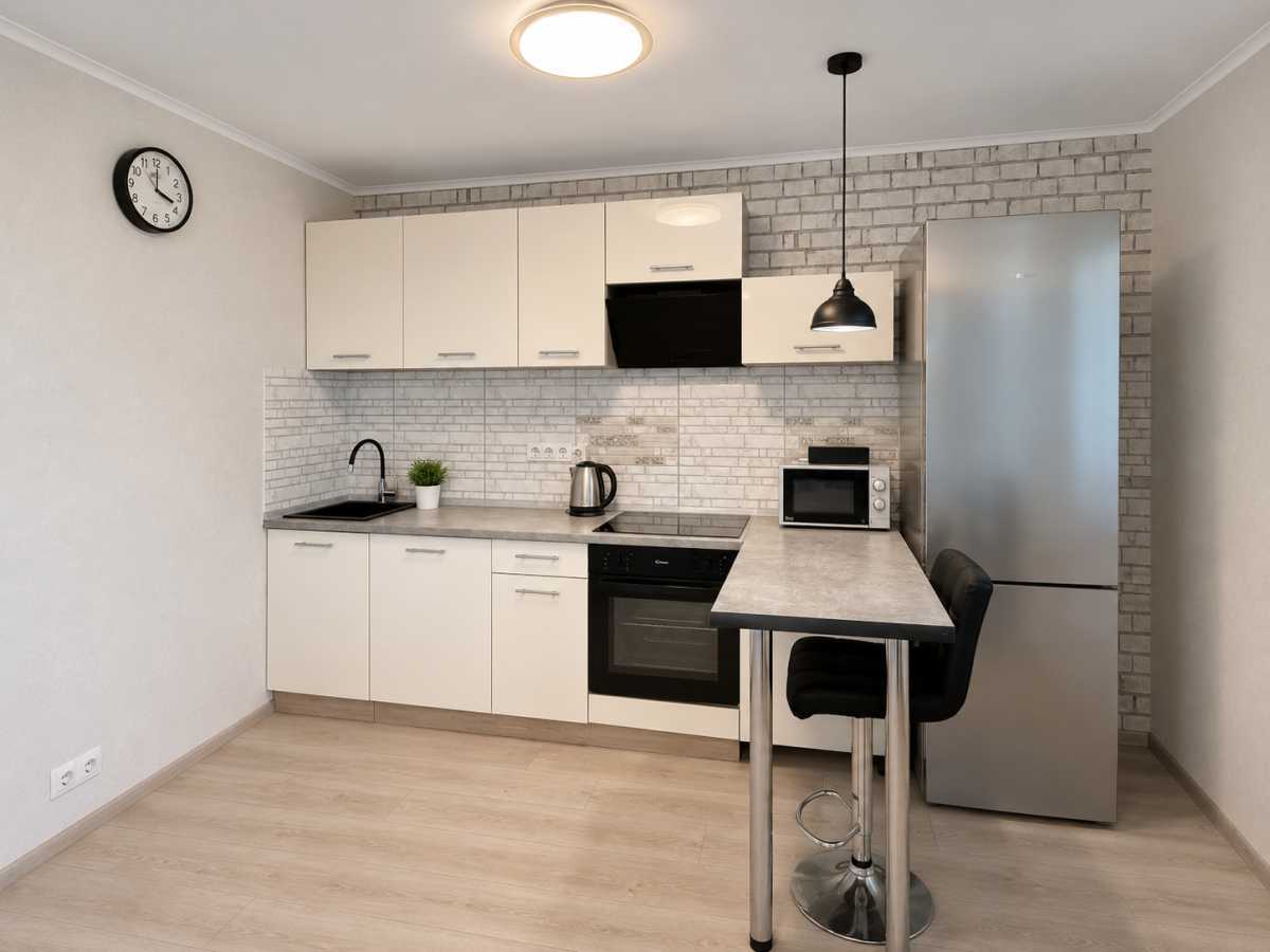 Продажа 1-комнатной квартиры 37 м², Академика Глушкова просп., 1