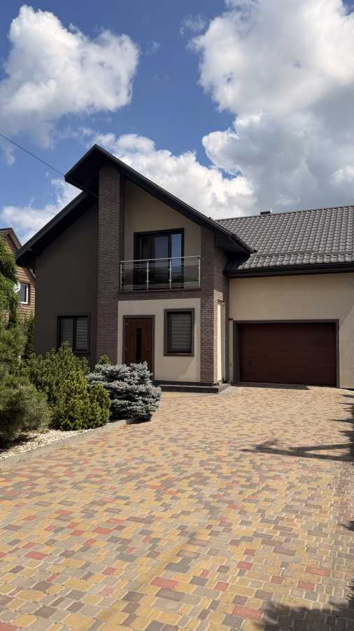 Продаж будинку 232 м², Боголюбська вул.
