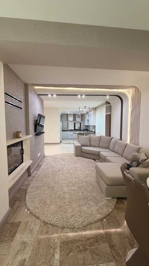 Продаж будинку 232 м², Боголюбська вул.
