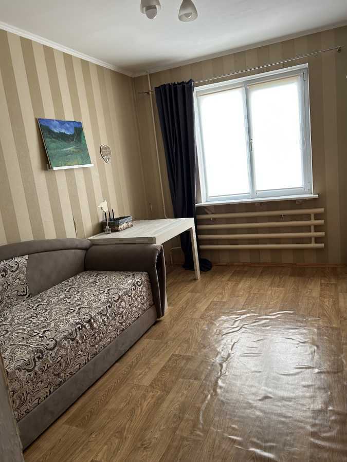 Продажа 3-комнатной квартиры 72 м², Симона Петлюры ул., 25