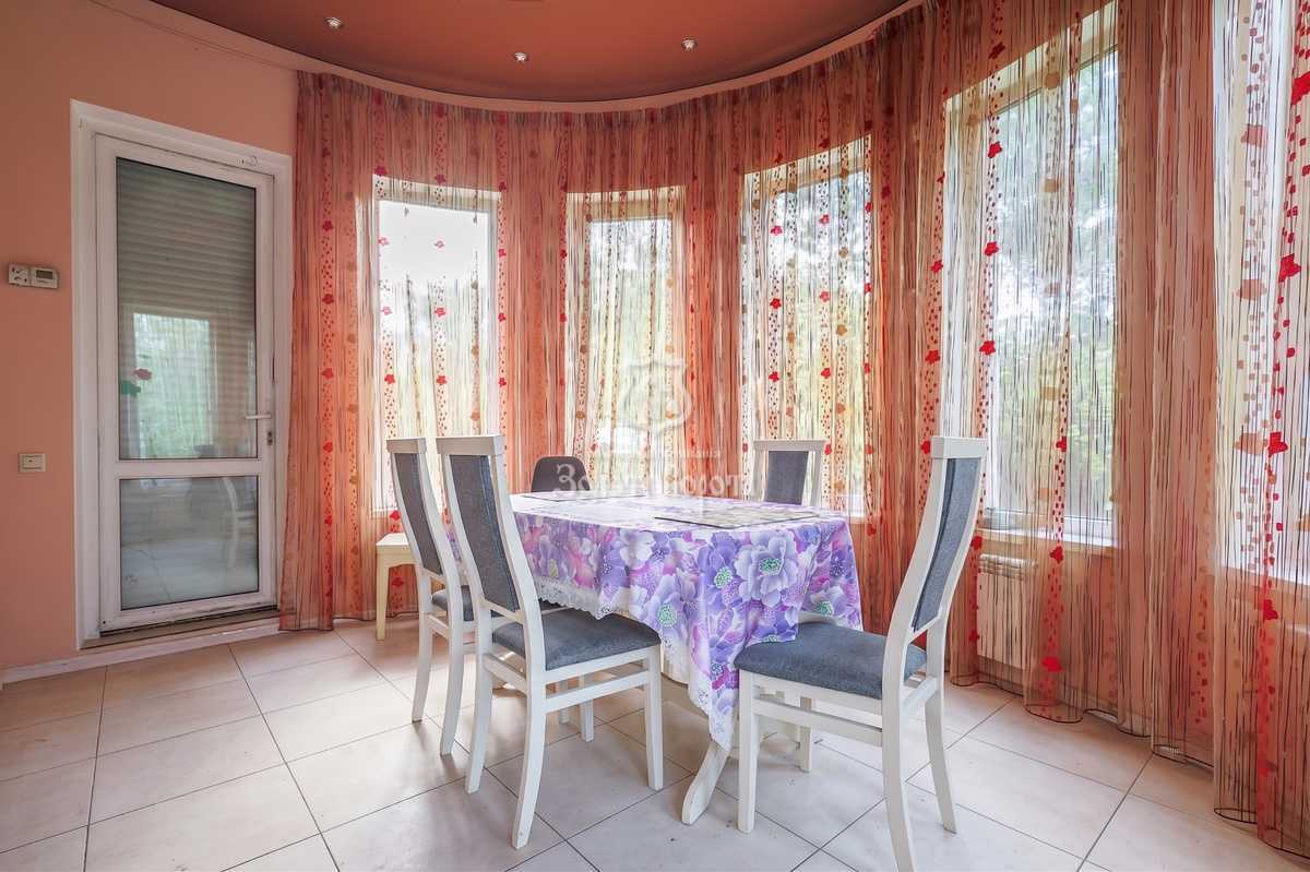 Продажа дома 270 м², Садовая ул., 7/9
