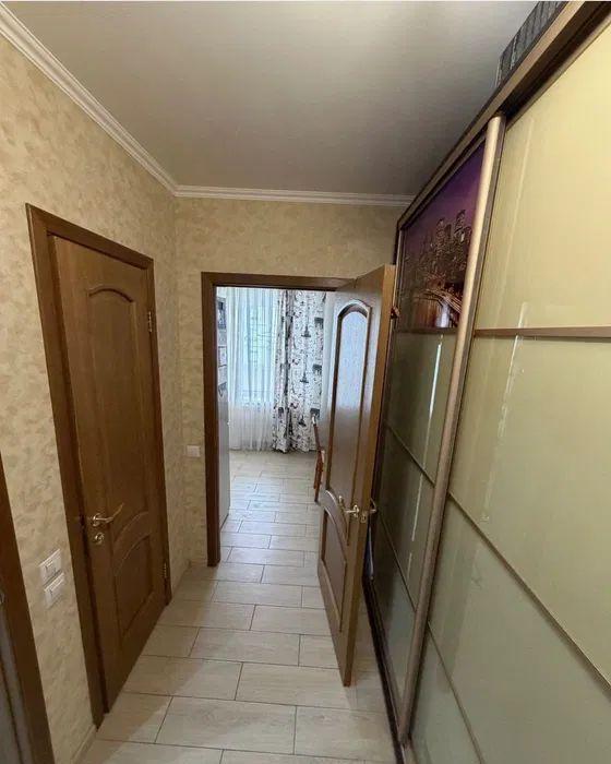Продажа 2-комнатной квартиры 65 м², Виктора Андриевского ул.