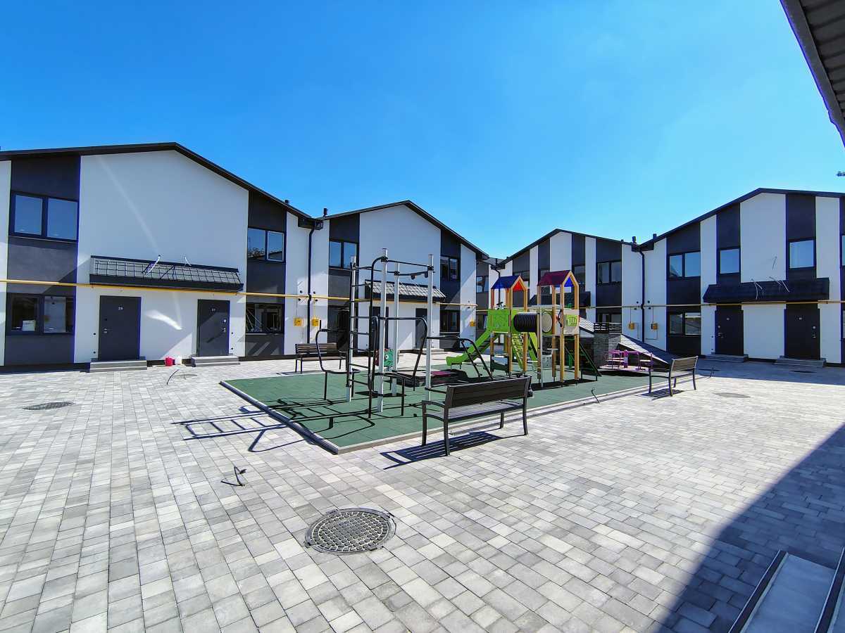 Продажа 1-комнатной квартиры 43 м², Бузкова