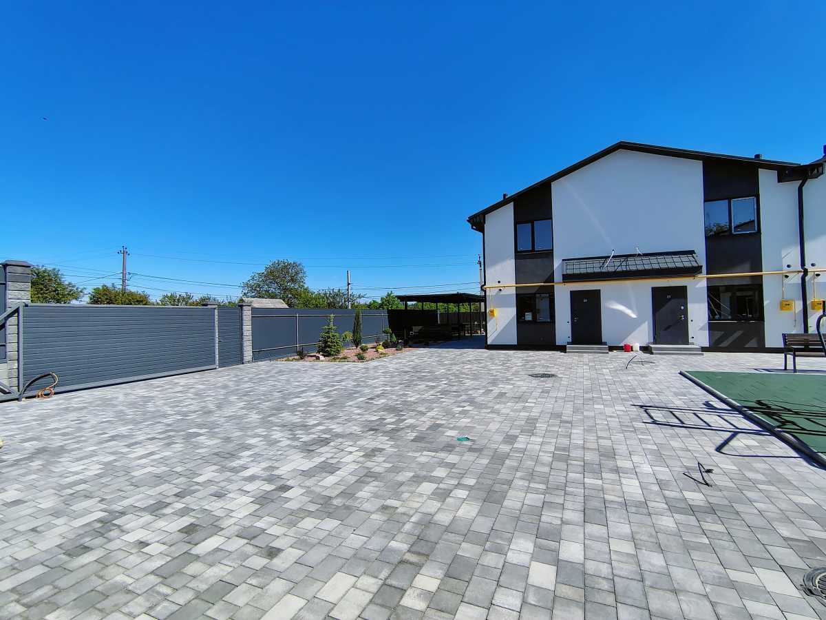 Продажа 1-комнатной квартиры 43 м², Бузкова