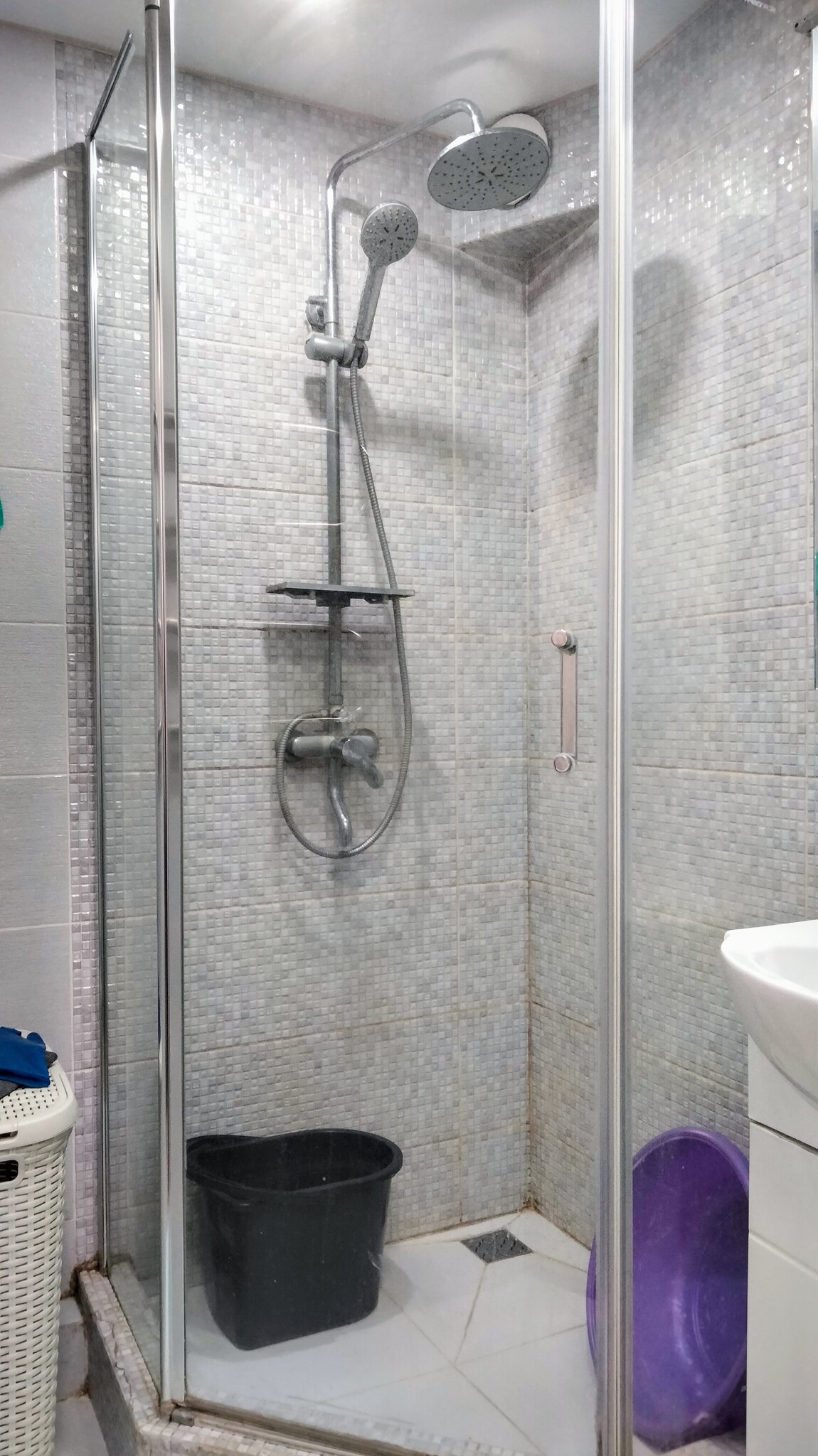 Продажа 3-комнатной квартиры 61.7 м², Днепровская наб., 7А